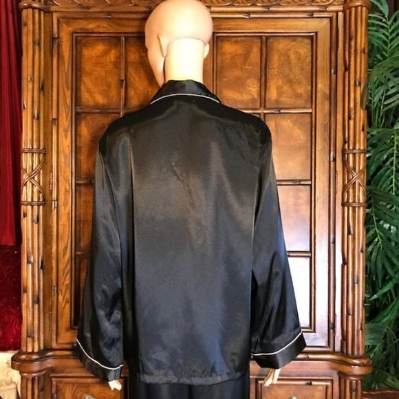 Jones New York Black Satin Logo Pajamas - Picture 4 of 12